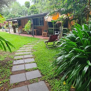 Lodge Garden