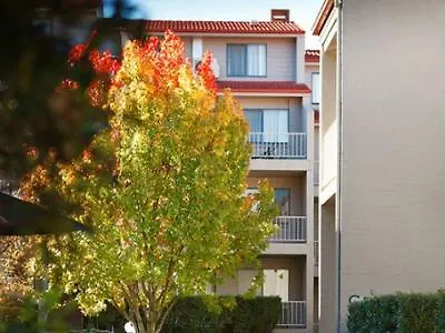 Pinnacle Apartments Canberra Australia