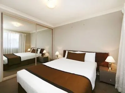 קנברה Pinnacle Apartments 4*,  אוסטרליה